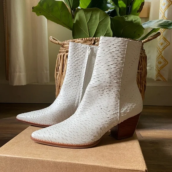 Matisse Caty White Leather Snakeskin Western Boot - Picture 1 of 4